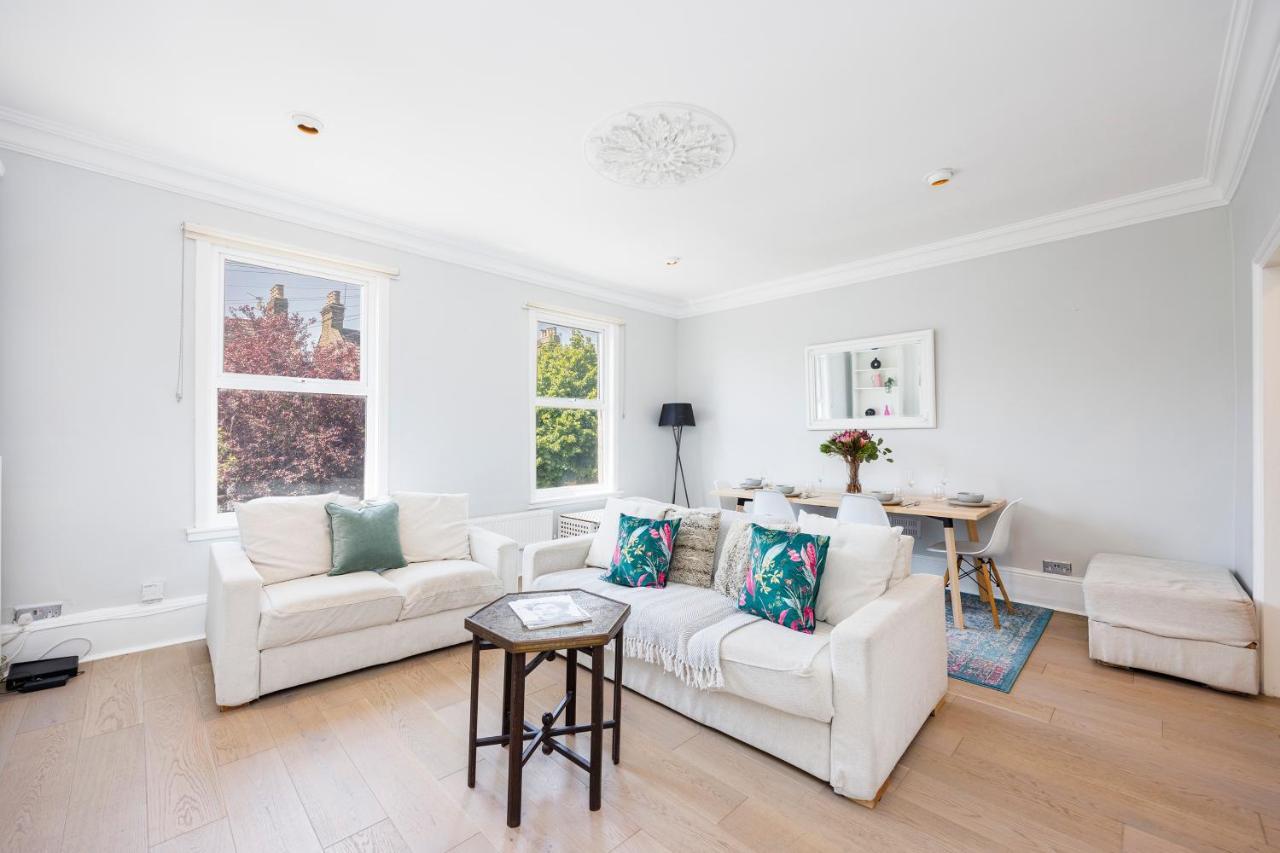 Welcomestay Colliers Wood Two Bed Apartment - Home Away From Home London Eksteriør billede